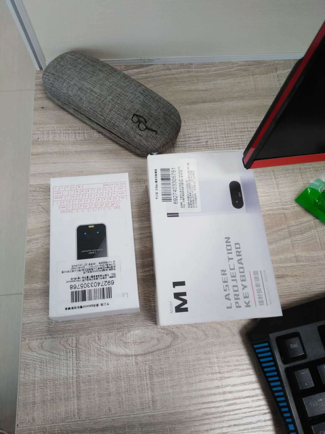 Teclado Virtual a Laser Bluetooth